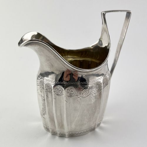 beautiful georgian sterling silver cream jug - CATEGORY: ANTIQUE SILVER - DATED 1750