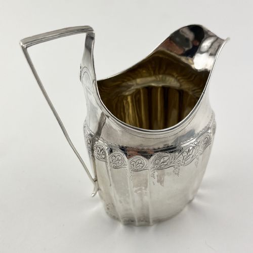BEAUTIFUL GEORGIAN STERLING SILVER CREAM JUG - ADDITIONAL PHOTO 2