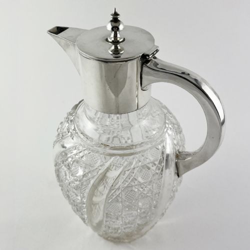 FINE QUALITY VICTORIAN STERLING SILVER CLARET JUG - ADDITIONAL PHOTO 3