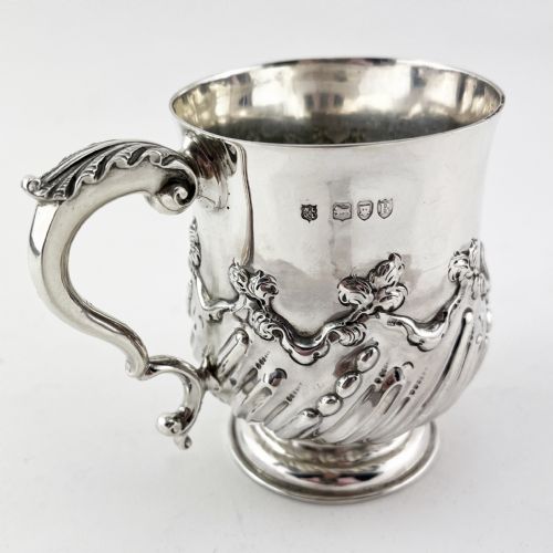 VICTORIAN STERLING SILVER CHRISTENING MUG WITH VERY GOOD GAUGE OF SILVER - ADDITIONAL PHOTO 2