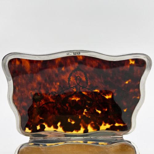 LARGE EDWARDIAN TORTOISESHELL AND SILVER JEWELLERY OR TRINKET BOX - ADDITIONAL PHOTO 5