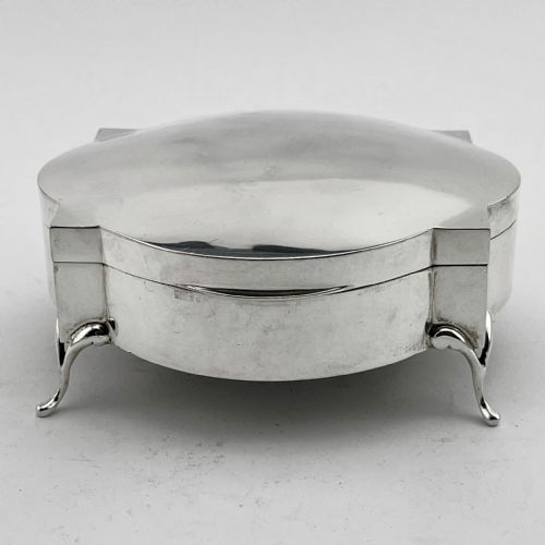large oval sterling silver jewellery or trinket box - CATEGORY: ANTIQUE SILVER - DATED 1910