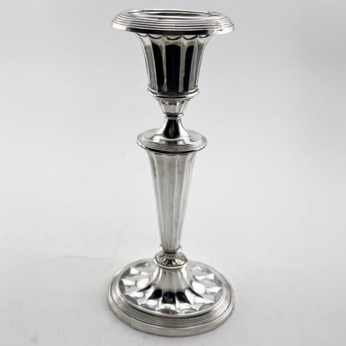 ATTRACTIVE PAIR OF LATE VICTORIAN STERLING SILVER CANDLESTICKS - ADDITIONAL PHOTO 4