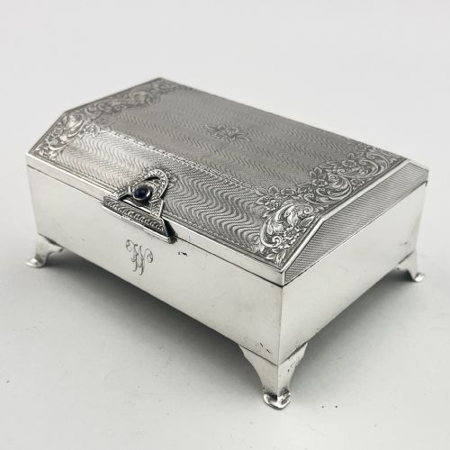UNUSUAL SHAPED STERLING SILVER JEWELLERY OR TRINKET BOX - ADDITIONAL PHOTO 4