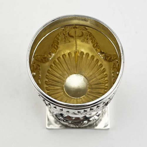 EDWARDIAN STERLING SILVER SUGAR CASTER - ADDITIONAL PHOTO 4
