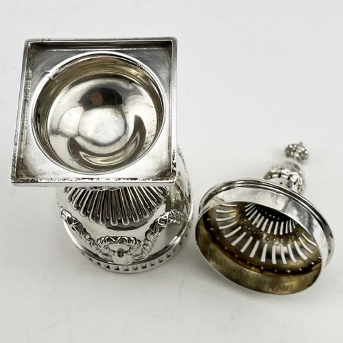 EDWARDIAN STERLING SILVER SUGAR CASTER - ADDITIONAL PHOTO 6