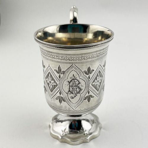 GOOD QUALITY VICTORIAN STERLING SILVER CHRISTENING MUG - ADDITIONAL PHOTO 1