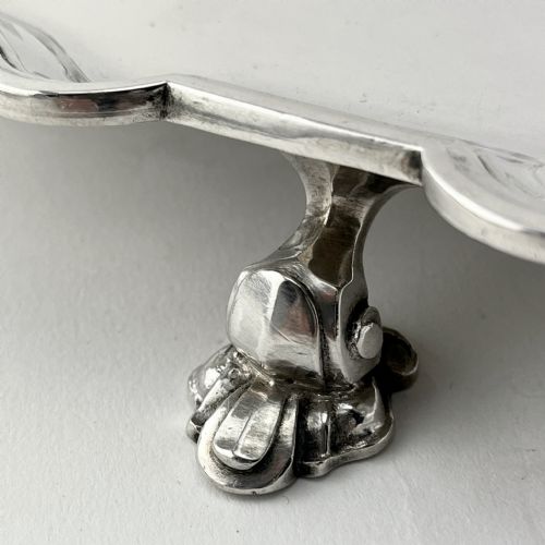 GOOD QUALITY EARLY GEORGE II STERLING SILVER SALVER - ADDITIONAL PHOTO 4