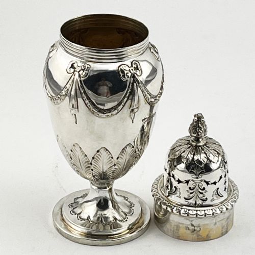 NATHAN HAYES EDWARDIAN STERLING SILVER SUGAR CASTER - ADDITIONAL PHOTO 4