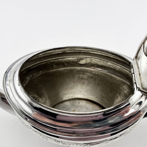 ELEGANT GEORGIAN STERLING SILVER TEAPOT - ADDITIONAL PHOTO 6