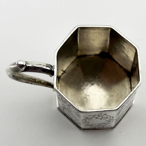 EARLY VICTORIAN OCTAGONAL STERLING SILVER CHRISTENING MUG - ADDITIONAL PHOTO 7