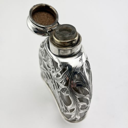 FLORAL PATTERN OVAL STERLING SILVER HIP FLASK - ADDITIONAL PHOTO 4