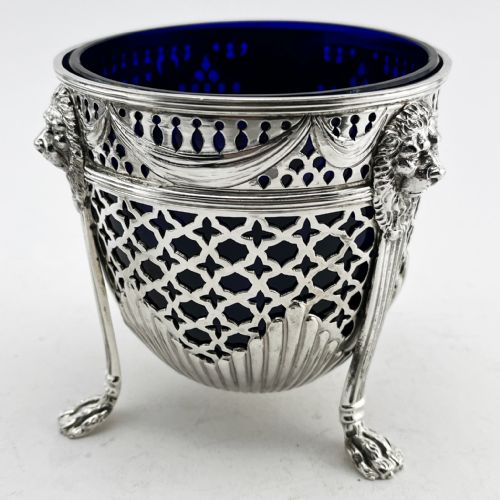 PAIR OF GEORGIAN STERLING SILVER SUGAR BASKETS - ADDITIONAL PHOTO 1