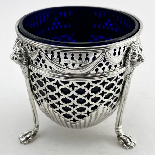 PAIR OF GEORGIAN STERLING SILVER SUGAR BASKETS - ADDITIONAL PHOTO 3