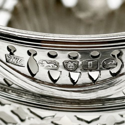 PAIR OF GEORGIAN STERLING SILVER SUGAR BASKETS - ADDITIONAL PHOTO 5
