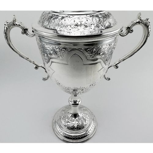 VERY LARGE VICTORIAN SILVER PLATED LIDDED TROPHY CUP - ADDITIONAL PHOTO 3