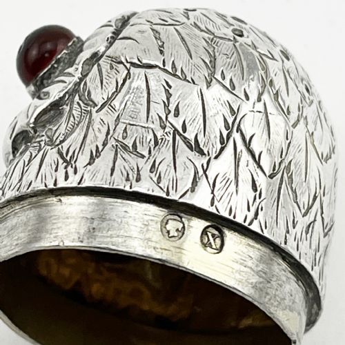 VICTORIAN STERLING SILVER OWL PEPPER POT - ADDITIONAL PHOTO 7
