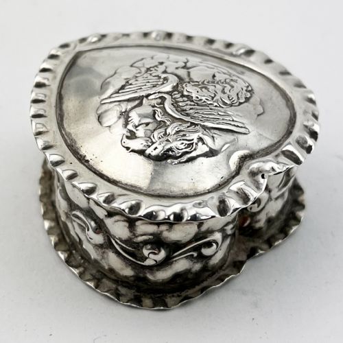 VICTORIAN STERLING SILVER RING OR TRINKET BOX - ADDITIONAL PHOTO 1