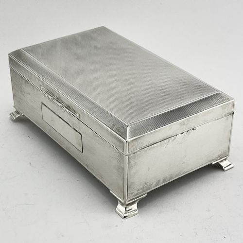 ENGINE TURNED STERLING SILVER TRINKET OR CIGARETTE BOX - ADDITIONAL PHOTO 3