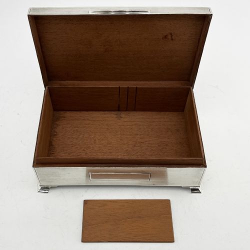 ENGINE TURNED STERLING SILVER TRINKET OR CIGARETTE BOX - ADDITIONAL PHOTO 4