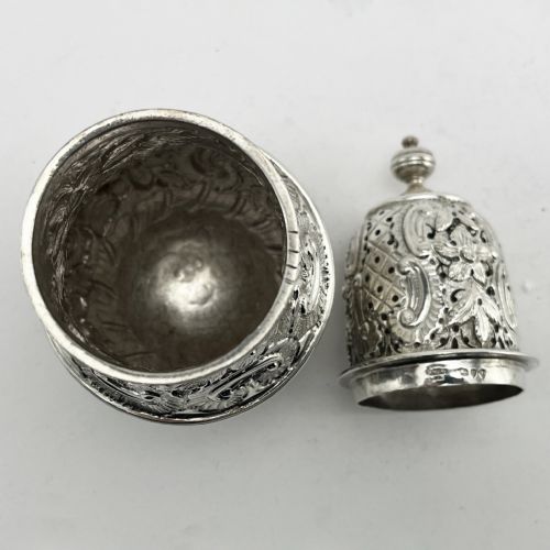 IMPRESSIVE VICTORIAN STERLING SILVER SUGAR CASTER - ADDITIONAL PHOTO 2
