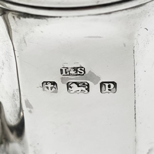 SMART PLAIN STERLING SILVER CHRISTENING MUG - ADDITIONAL PHOTO 3