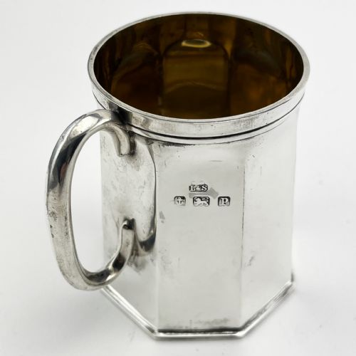 SMART PLAIN STERLING SILVER CHRISTENING MUG - ADDITIONAL PHOTO 5
