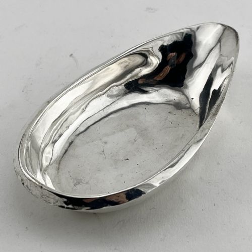 GEORGIAN STERLING SILVER PAP BOAT - ADDITIONAL PHOTO 3