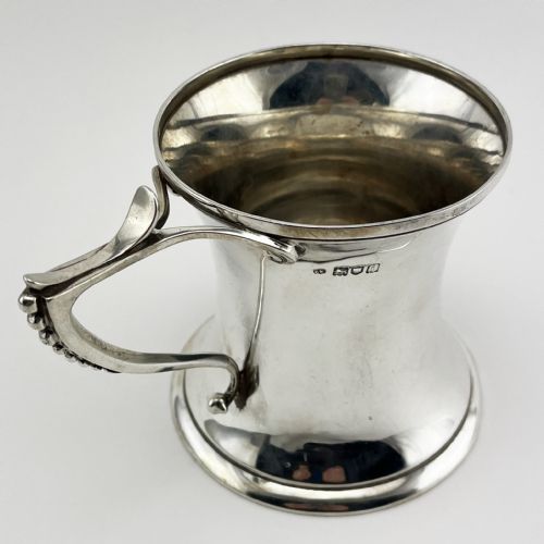 UNUSUAL SHAPED EDWARDIAN STERLING SILVER MUG WITH SCROLL HANDLE - ADDITIONAL PHOTO 1