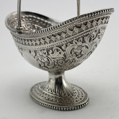 PRETTY VICTORIAN STERLING SILVER SUGAR BASKET - ADDITIONAL PHOTO 1