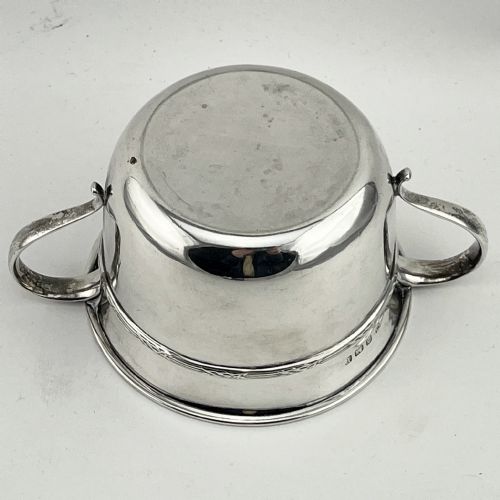 CIRCULAR STERLING SILVER PORRINGER OR CHRISTENING BOWL - ADDITIONAL PHOTO 4