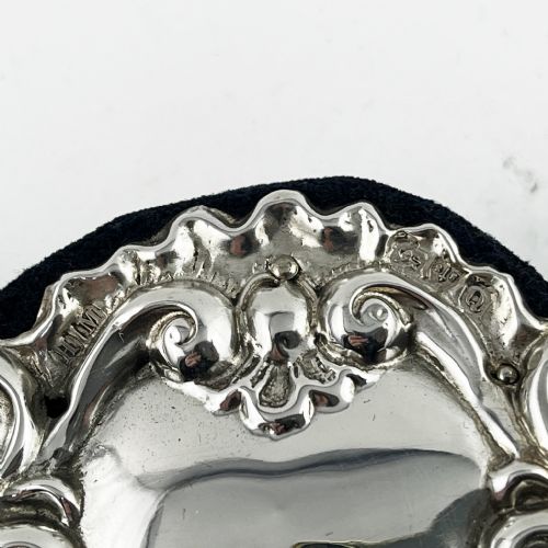 LARGE HENRY MATTHEWS STERLING SILVER PHOTO FRAME - ADDITIONAL PHOTO 5