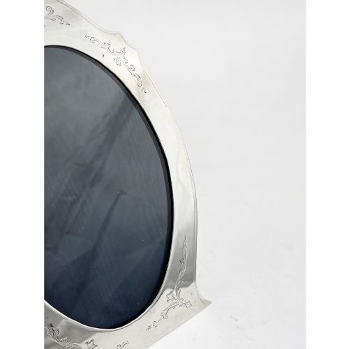 UNUSUAL SHAPE STERLING SILVER PHOTO FRAME - ADDITIONAL PHOTO 1