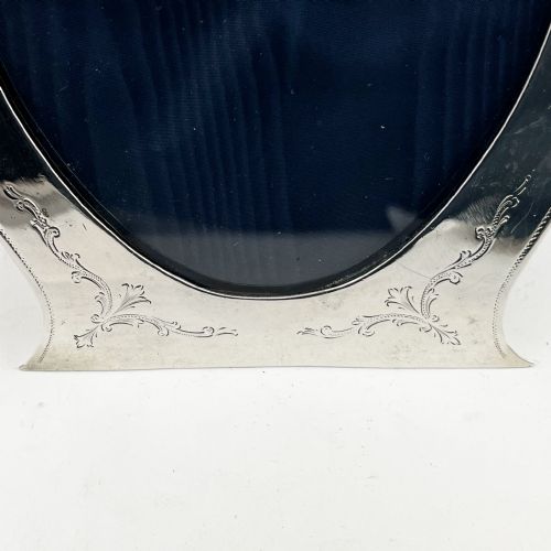 UNUSUAL SHAPE STERLING SILVER PHOTO FRAME - ADDITIONAL PHOTO 4
