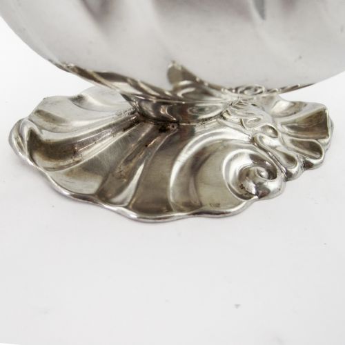 PAIR LATE VICTORIAN GEORGIAN STYLE STERLING SILVER SAUCE BOATS - ADDITIONAL PHOTO 4