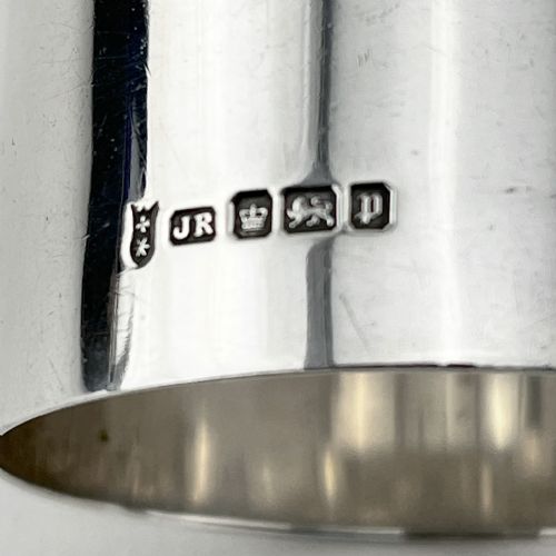 SIX PLAIN EDWARDIAN STERLING SILVER NAPKIN RINGS IN ORIGINAL SILK LINED BOX - ADDITIONAL PHOTO 4