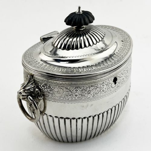 GOOD QUALITY AND GAUGE VICTORIAN STERLING SILVER TEA CADDY - ADDITIONAL PHOTO 3