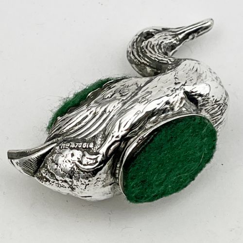 EDWARDIAN STERLING SILVER DUCK PIN CUSHION - ADDITIONAL PHOTO 4