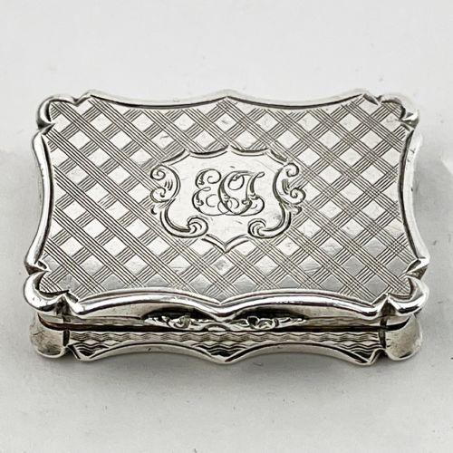 NATHANIEL MILLS EARLY VICTORIAN STERLING SILVER VINAIGRETTE
