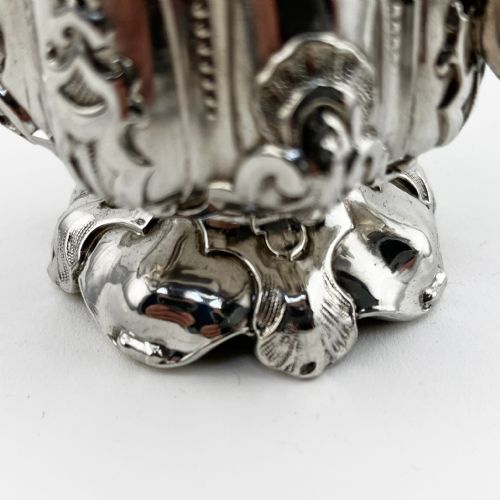 EARLY VICTORIAN STERLING SILVER CHRISTENING MUG - ADDITIONAL PHOTO 3