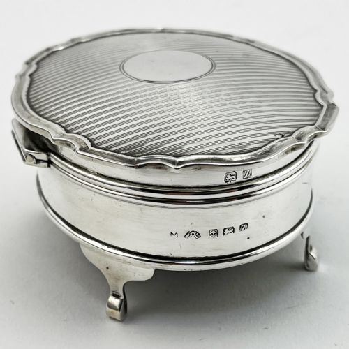 SMART OVAL STERLING SILVER JEWELLERY OR TRINKET BOX - ADDITIONAL PHOTO 2