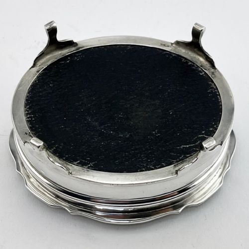 SMART OVAL STERLING SILVER JEWELLERY OR TRINKET BOX - ADDITIONAL PHOTO 4