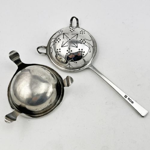 GOOD QUALITY STERLING SILVER TEA STRAINER - ADDITIONAL PHOTO 4