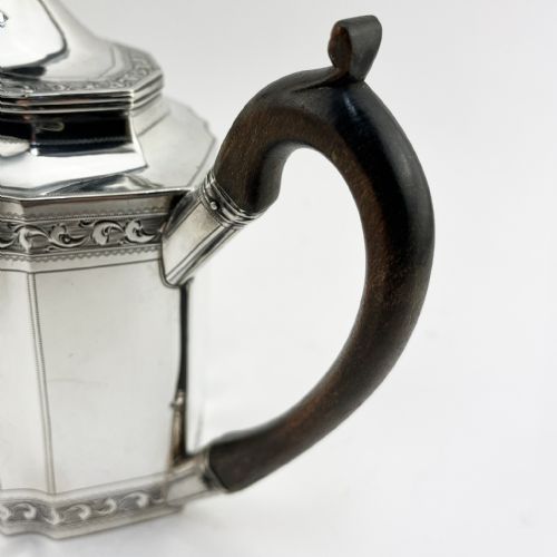 ROBERT HENNELL GEORGIAN STERLING SILVER TEAPOT - ADDITIONAL PHOTO 2