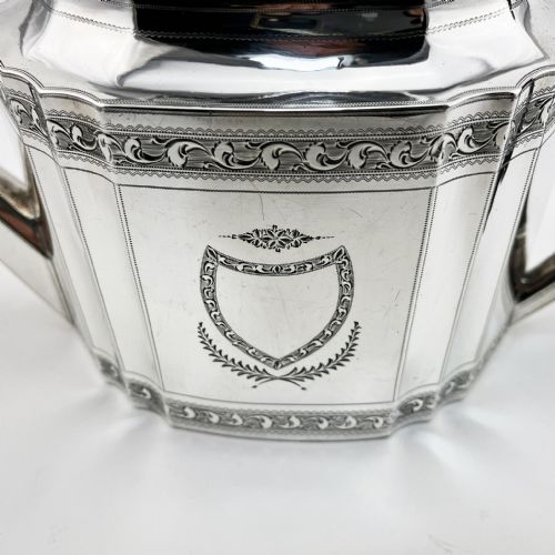 ROBERT HENNELL GEORGIAN STERLING SILVER TEAPOT - ADDITIONAL PHOTO 6