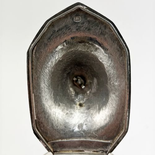 ROBERT HENNELL GEORGIAN STERLING SILVER TEAPOT - ADDITIONAL PHOTO 8
