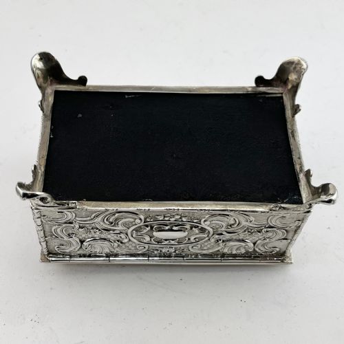 EDWARDIAN CHEST SHAPED STERLING SILVER JEWELLERY OR TRINKET BOX - ADDITIONAL PHOTO 8