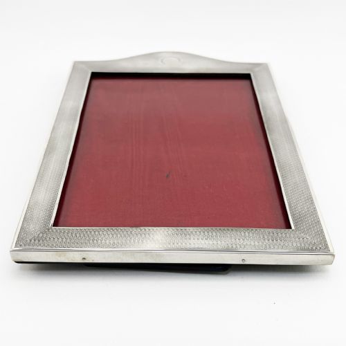 STERLING SILVER RECTANGULAR PHOTO FRAME WITH AN ENGINE TURNED BORDER - ADDITIONAL PHOTO 4