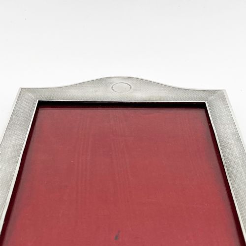 STERLING SILVER RECTANGULAR PHOTO FRAME WITH AN ENGINE TURNED BORDER - ADDITIONAL PHOTO 5