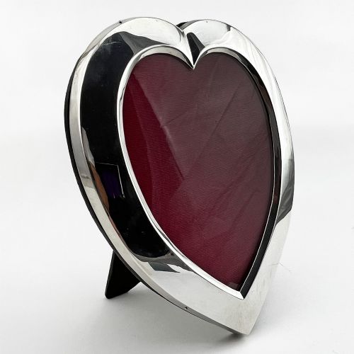 William Comyns Heart Shaped Sterling Silver Photo Frame